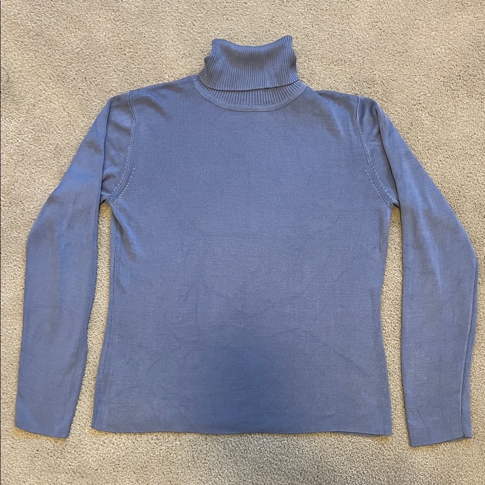 Ann Taylor 100% Silk Periwinkle Blue Turtleneck Sweater Like New Size M